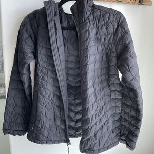 Thermoball with hood